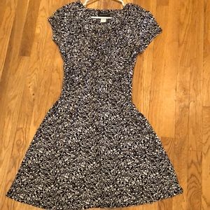 Black and white swirl printed dress